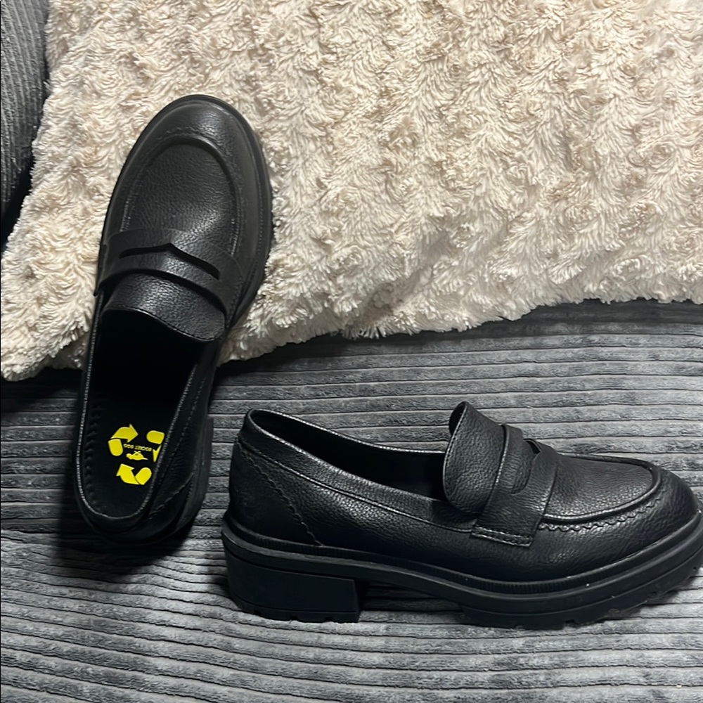 Black Leather Loafers Size 8